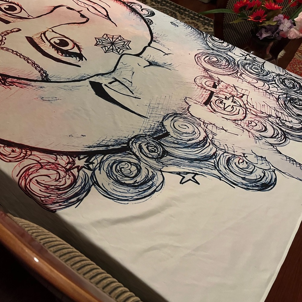 Firm Price ! Society6 Table cloth/Firm price - Picture 5 of 16
